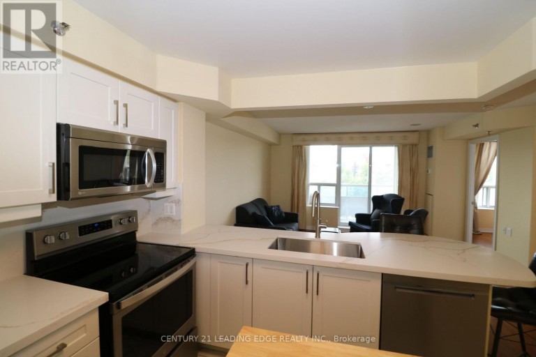 305 - 4640 KIMBERMOUNT AVENUE, Mississauga (Central Erin Mills), Ontario, L5M5W6