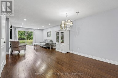 74 - 65 GLAMIS ROAD Cambridge Ontario photo 10