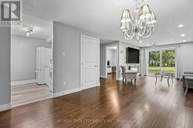 74 - 65 GLAMIS ROAD Cambridge Ontario photo 11