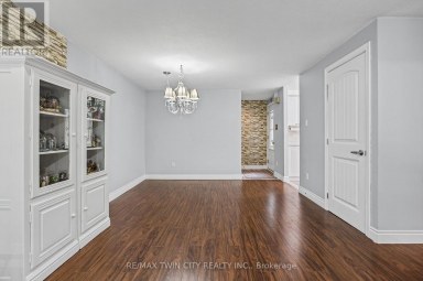 74 - 65 GLAMIS ROAD Cambridge Ontario photo 12