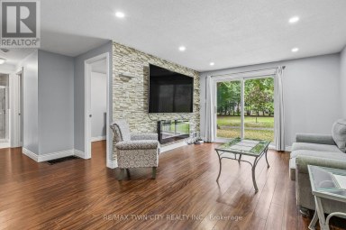 74 - 65 GLAMIS ROAD Cambridge Ontario photo 13