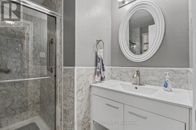 74 - 65 GLAMIS ROAD Cambridge Ontario photo 21