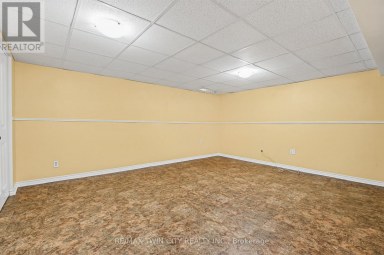 74 - 65 GLAMIS ROAD Cambridge Ontario photo 23