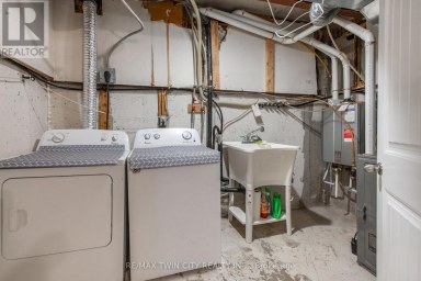 74 - 65 GLAMIS ROAD Cambridge Ontario photo 27
