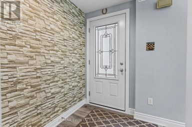 74 - 65 GLAMIS ROAD Cambridge Ontario photo 6
