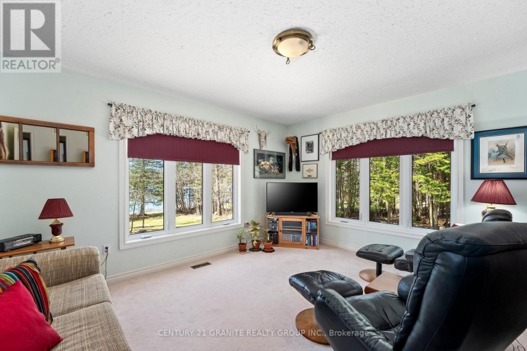 54 CEDAR DRIVE, Hastings Highlands (Herschel Ward), Ontario, K0L1C0