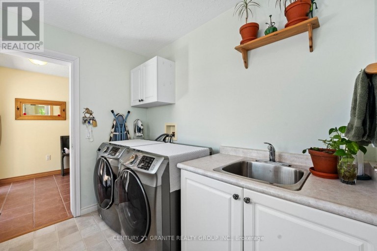 54 CEDAR DRIVE, Hastings Highlands (Herschel Ward), Ontario, K0L1C0