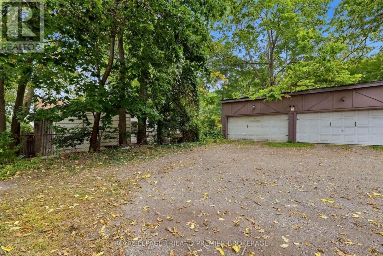 28 STANLEY STREET, London South (South F), Ontario, N6C1B1