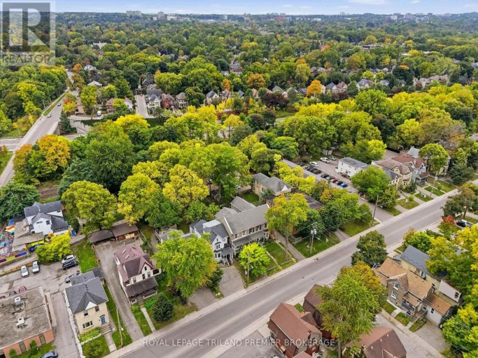 28 STANLEY STREET, London South (South F), Ontario, N6C1B1