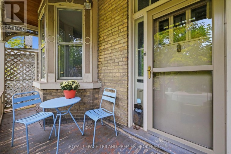 28 STANLEY STREET, London South (South F), Ontario, N6C1B1
