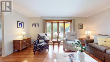 573 JAMAICA COURT London South (South M) Ontario photo 10
