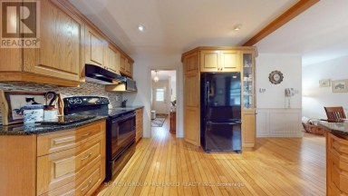 573 JAMAICA COURT London South (South M) Ontario photo 19
