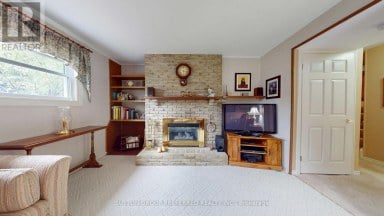 573 JAMAICA COURT London South (South M) Ontario photo 33