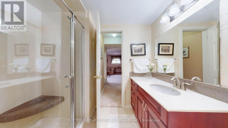 573 JAMAICA COURT, London South (South M), Ontario, N6K1N2
