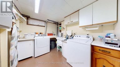 573 JAMAICA COURT London South (South M) Ontario photo 40