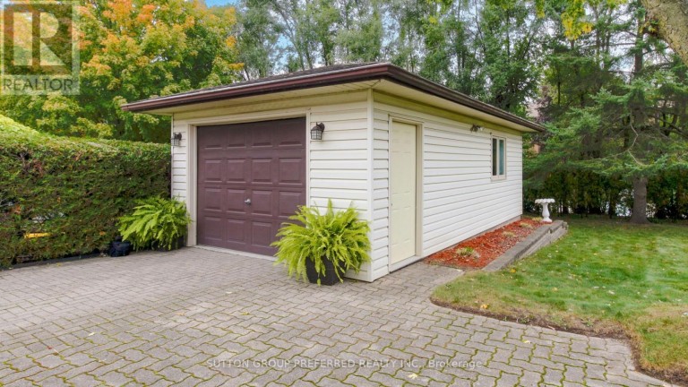 573 JAMAICA COURT, London South (South M), Ontario, N6K1N2
