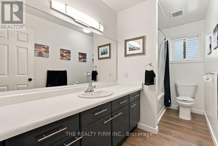 177 BOURNEMOUTH DRIVE, London East (East I), Ontario, N5V4S8