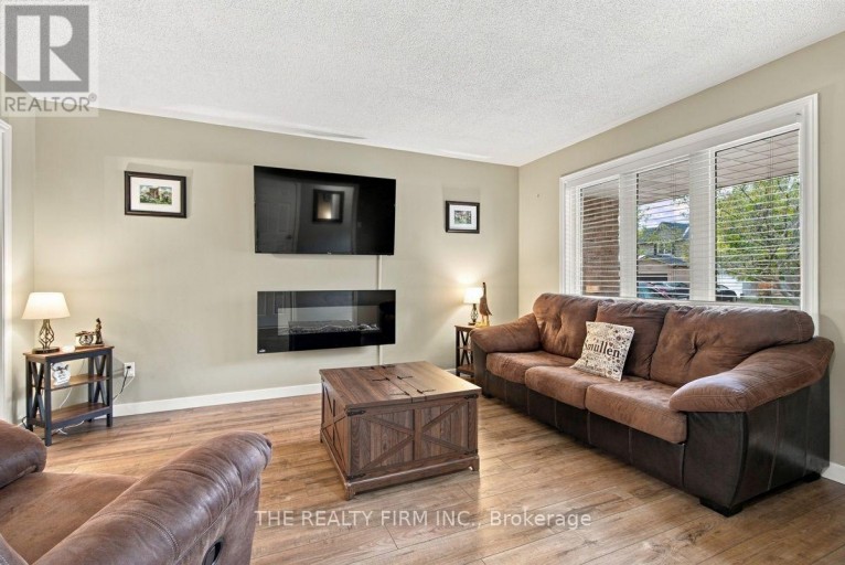 177 BOURNEMOUTH DRIVE, London East (East I), Ontario, N5V4S8