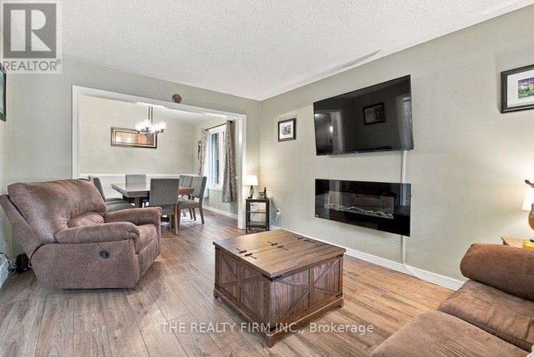 177 BOURNEMOUTH DRIVE, London East (East I), Ontario, N5V4S8