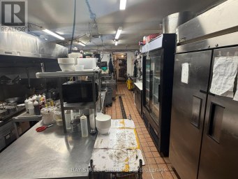409 SPADINA AVENUE Toronto (Kensington-Chinatown) Ontario photo 8