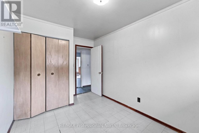23 VINTAGE CRESCENT, Minden Hills (Anson), Ontario, K0M2K0