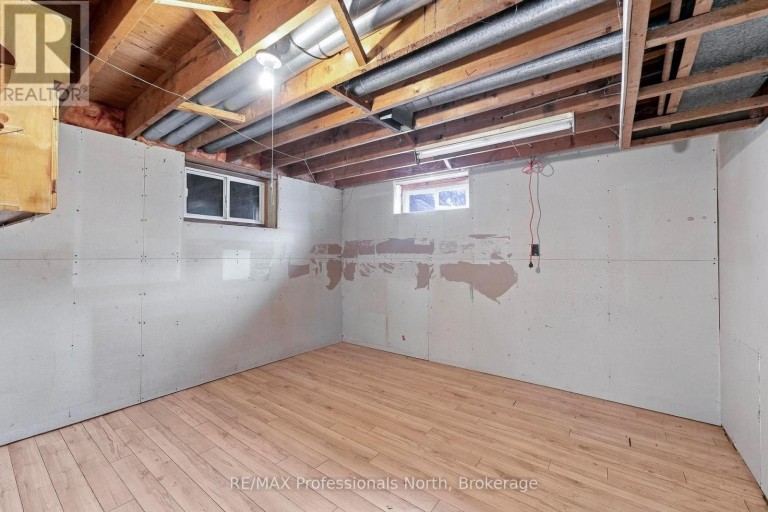23 VINTAGE CRESCENT, Minden Hills (Anson), Ontario, K0M2K0