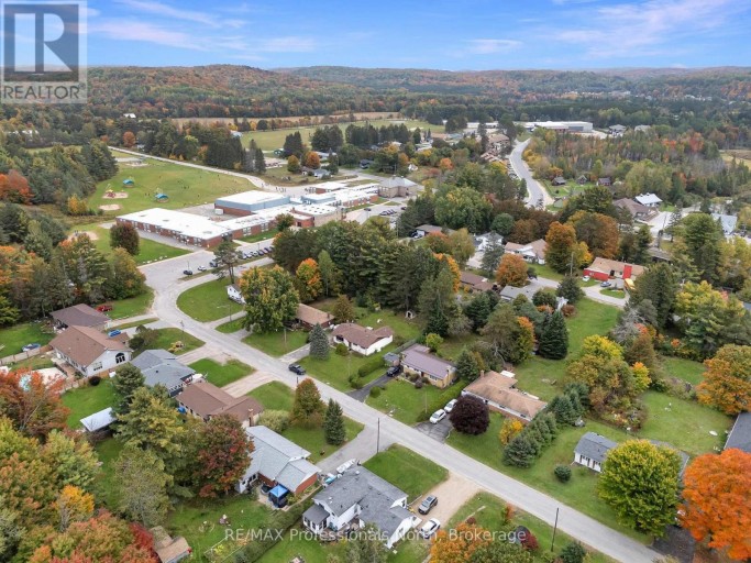 23 VINTAGE CRESCENT, Minden Hills (Anson), Ontario, K0M2K0