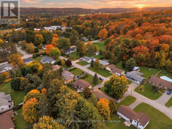 23 VINTAGE CRESCENT, Minden Hills (Anson), Ontario, K0M2K0