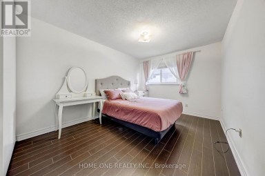 39 - 44 CHESTER LE BOULEVARD Toronto (L'Amoreaux) Ontario photo 29