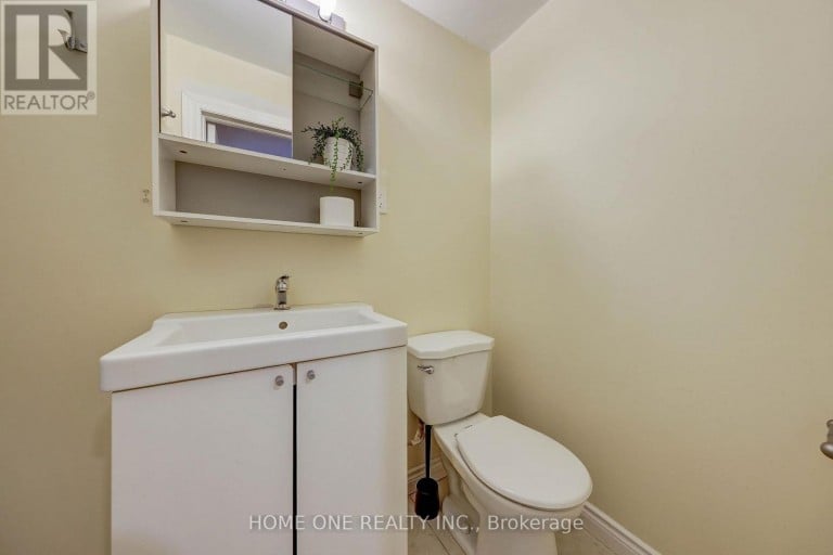 39 - 44 CHESTER LE BOULEVARD, Toronto (L'Amoreaux), Ontario, M1W2M8