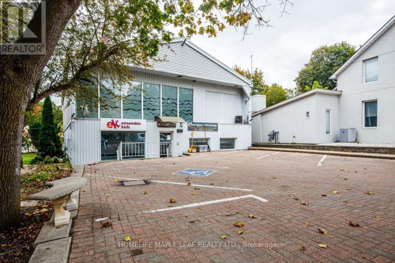 16 ADAMSON STREET, Halton Hills (Rural Halton Hills), Ontario, L0P1K0