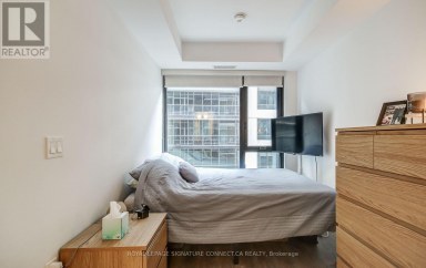 1017 - 1 JARVIS STREET Hamilton (Beasley) Ontario photo 17