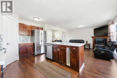 1412 Bayside Avenue SW Airdrie Alberta photo 11