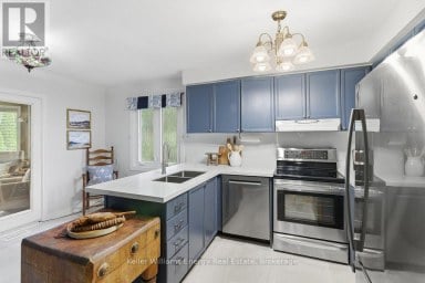 602 CARLISLE STREET Cobourg Ontario photo 11
