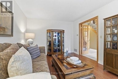 602 CARLISLE STREET Cobourg Ontario photo 5