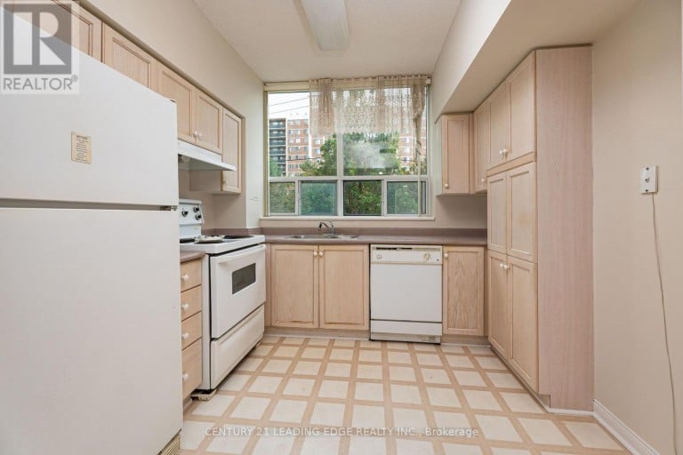 104 - 2800 WARDEN AVENUE, Toronto (L'Amoreaux), Ontario, M1W3Z6