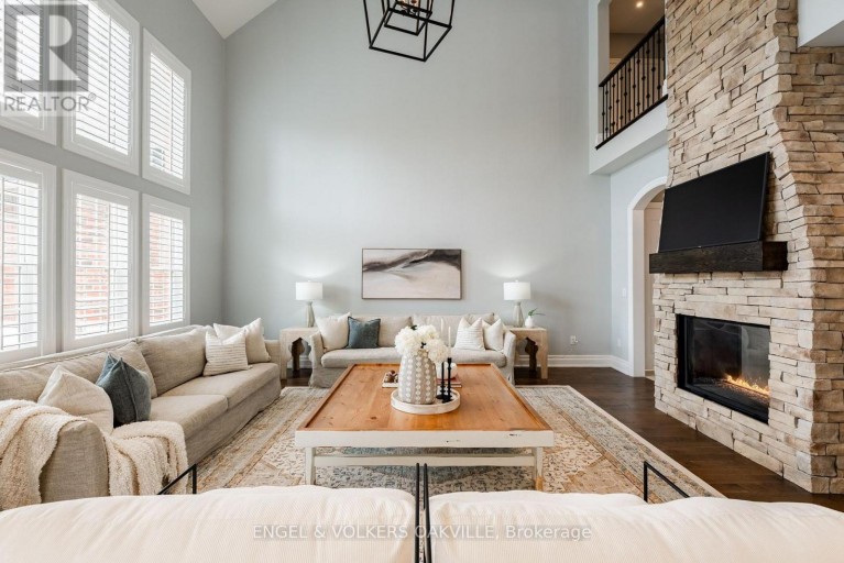 33 BARRACLOUGH BOULEVARD, Halton Hills (Glen Williams), Ontario, L7G0E8