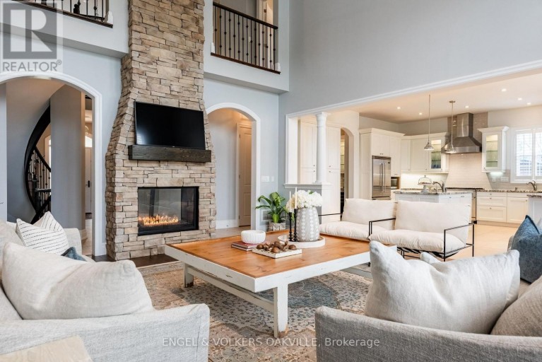 33 BARRACLOUGH BOULEVARD, Halton Hills (Glen Williams), Ontario, L7G0E8