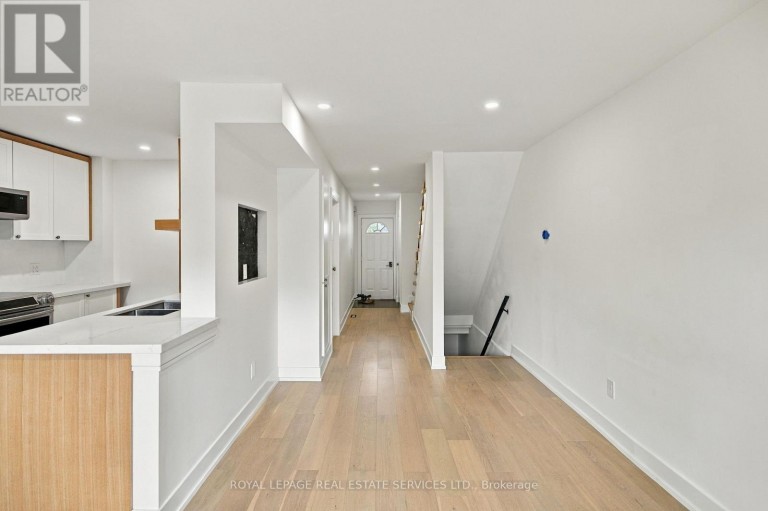 53 - 400 MISSISSAUGA VALLEY BOULEVARD, Mississauga (Mississauga Valleys), Ontario, L5A3N6