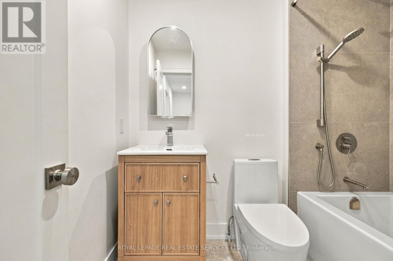 53 - 400 MISSISSAUGA VALLEY BOULEVARD, Mississauga (Mississauga Valleys), Ontario, L5A3N6