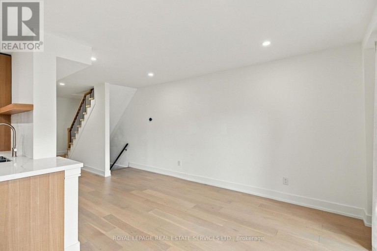 53 - 400 MISSISSAUGA VALLEY BOULEVARD, Mississauga (Mississauga Valleys), Ontario, L5A3N6
