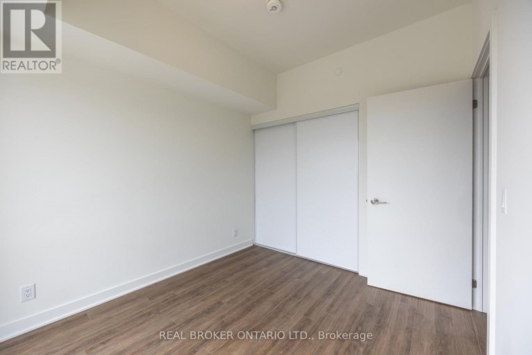 402 - 51 CLARINGTON BOULEVARD, Clarington (Bowmanville), Ontario, L1C7J8