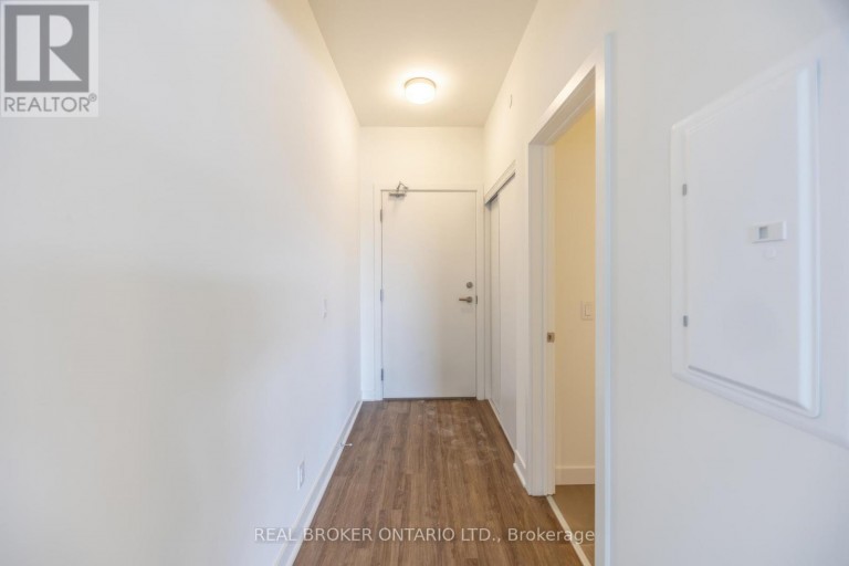 402 - 51 CLARINGTON BOULEVARD, Clarington (Bowmanville), Ontario, L1C7J8