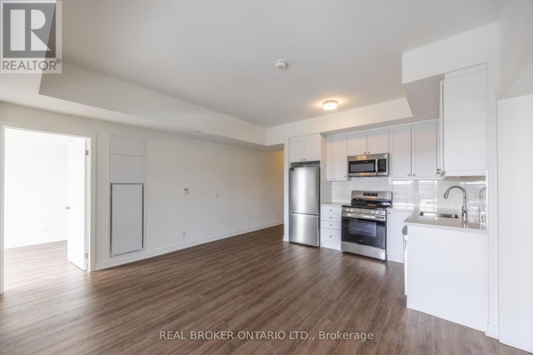 402 - 51 CLARINGTON BOULEVARD, Clarington (Bowmanville), Ontario, L1C7J8