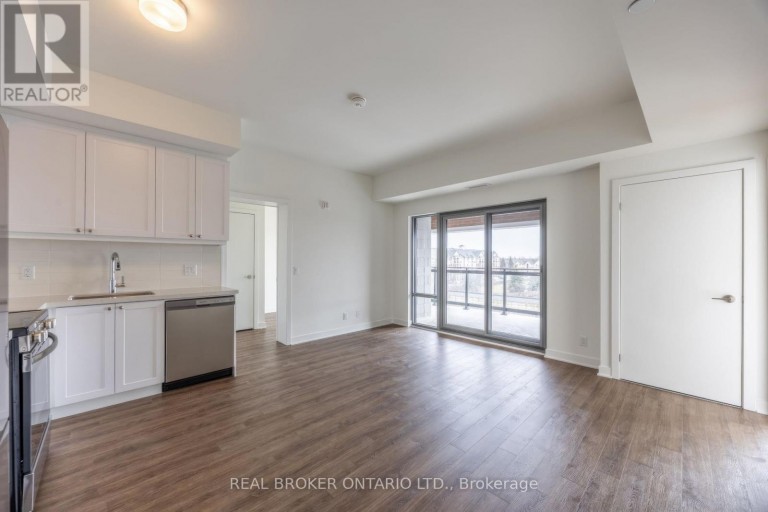 402 - 51 CLARINGTON BOULEVARD, Clarington (Bowmanville), Ontario, L1C7J8