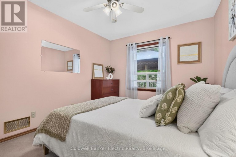 40 WORTHAM DRIVE, Toronto (Woburn), Ontario, M1G1W4