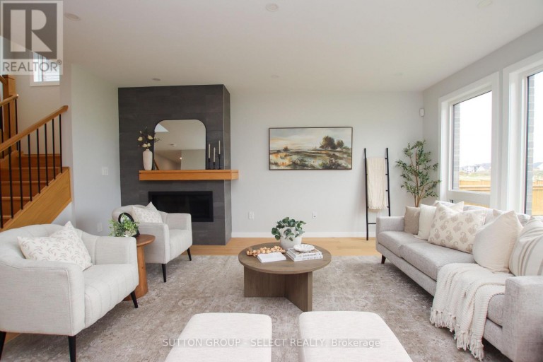 88 OPTIMIST DRIVE, Southwold, Ontario, N5P3T2