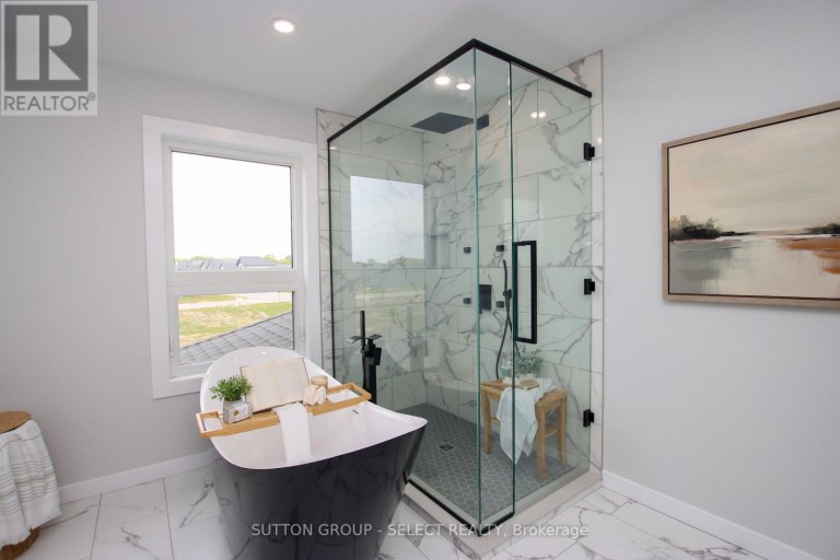 88 OPTIMIST DRIVE, Southwold, Ontario, N5P3T2