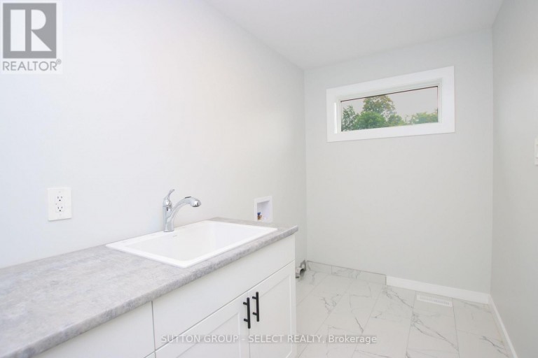 88 OPTIMIST DRIVE, Southwold, Ontario, N5P3T2