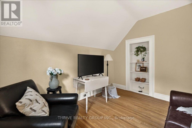 41 VICTOR STREET, London South (South F), Ontario, N6C1B8